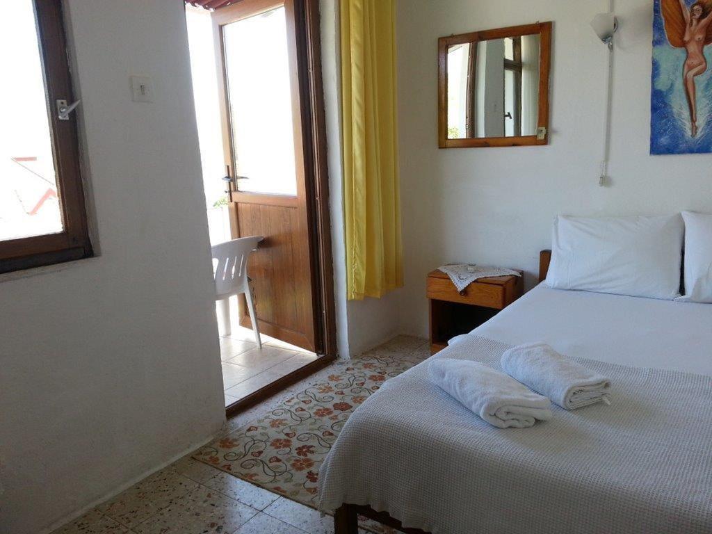 Ferah Hostel Monica'S Place Fethiye Buitenkant foto