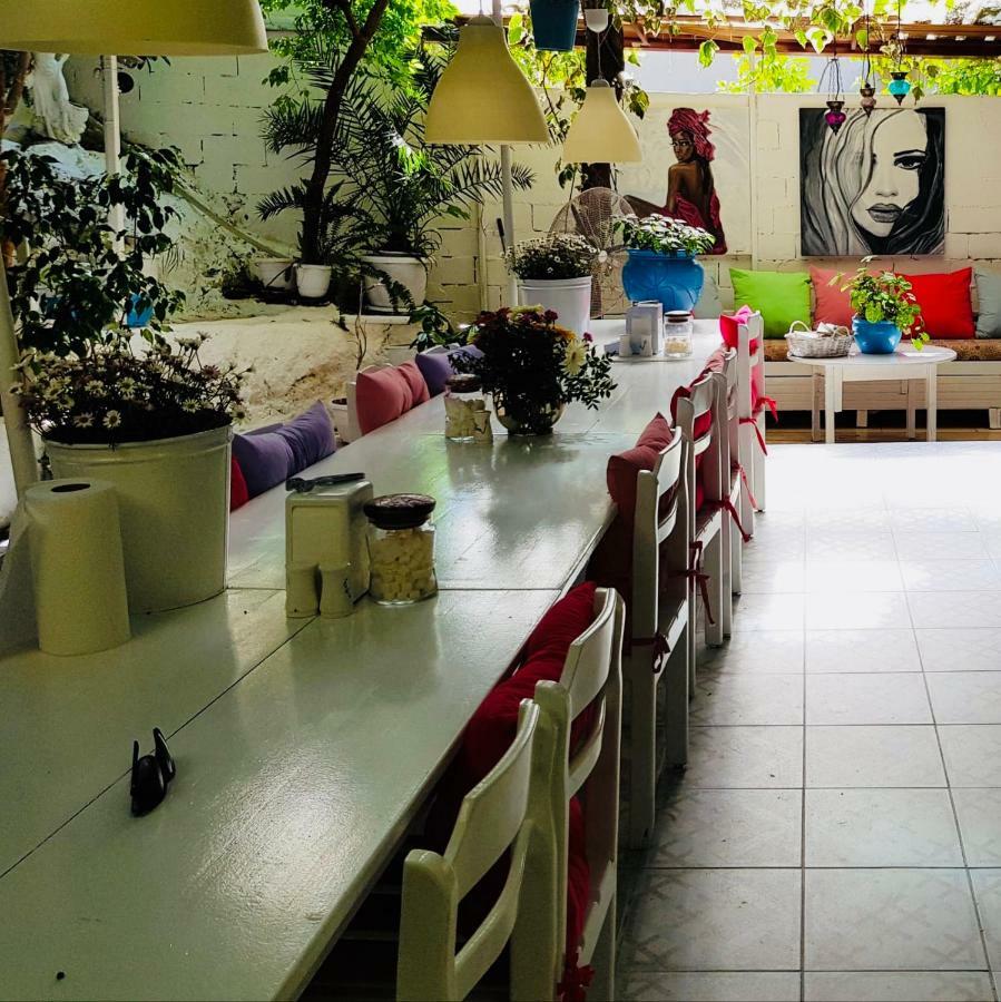 Ferah Hostel Monica'S Place Fethiye Buitenkant foto